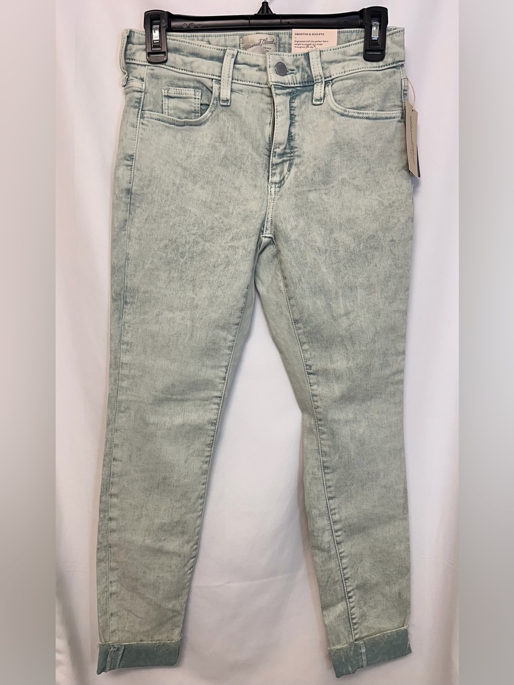 Universal Thread High-Rise Skinny Jeans Mint Green Size 00 / 24R NWT